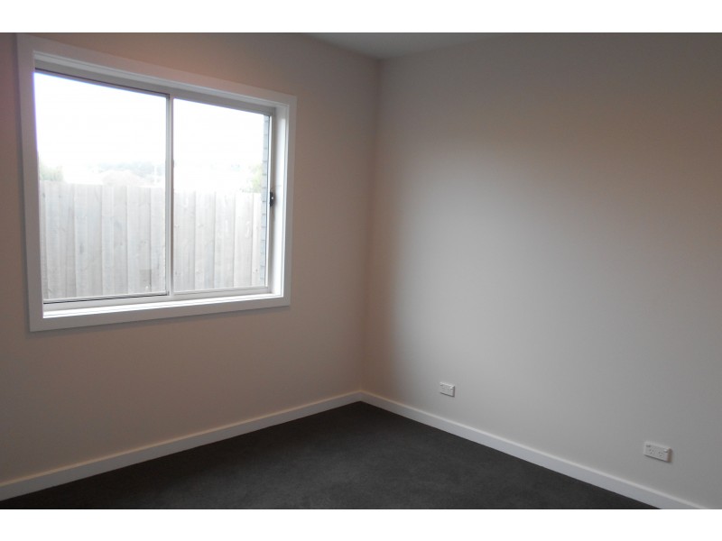 4/6 The Esplanade, Dennington VIC 3280