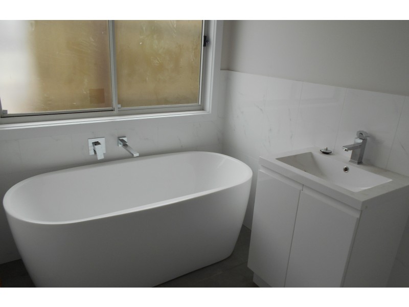 4/6 The Esplanade, Dennington VIC 3280