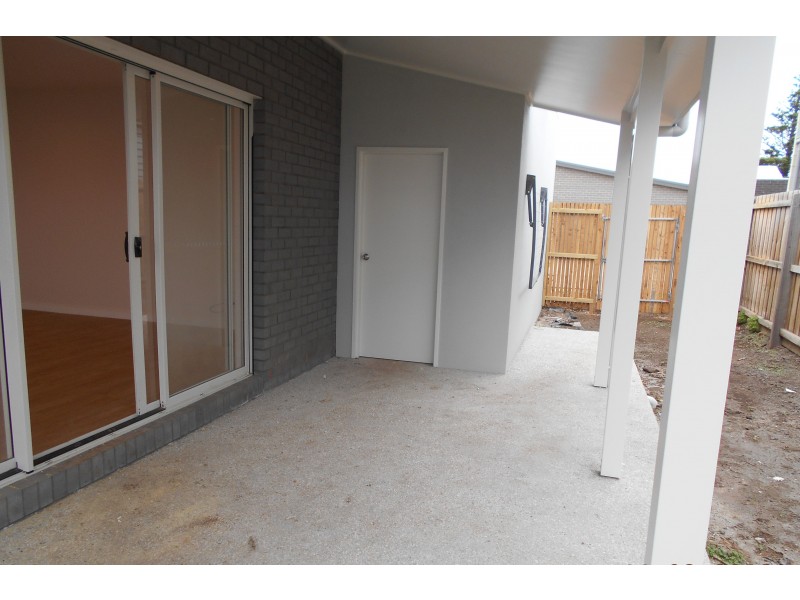 4/6 The Esplanade, Dennington VIC 3280