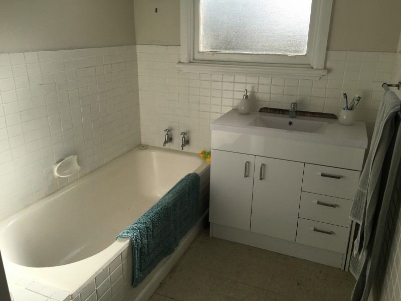 16 Wildwood Crescent, Warrnambool VIC 3280