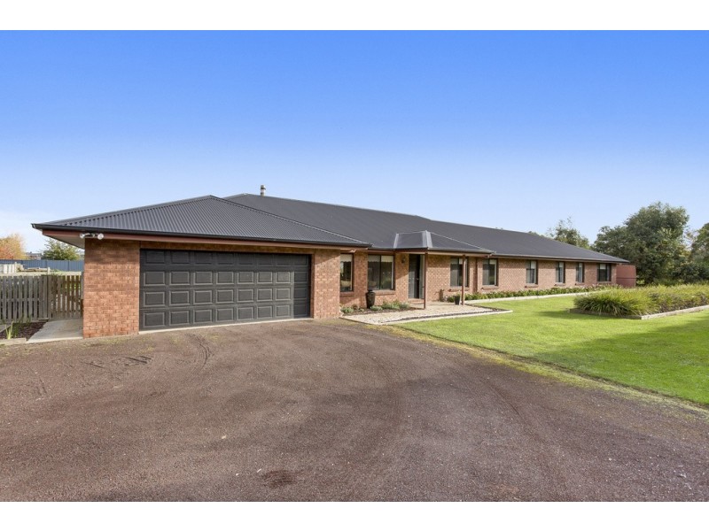1579 Warrnambool – Caramut Road, Winslow VIC 3281