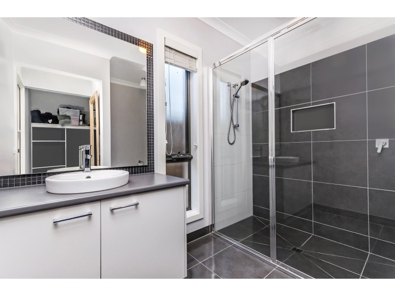 5 Battarbee Street, Warrnambool VIC 3280