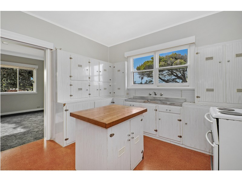 61 McMeekin Road, Warrnambool VIC 3280