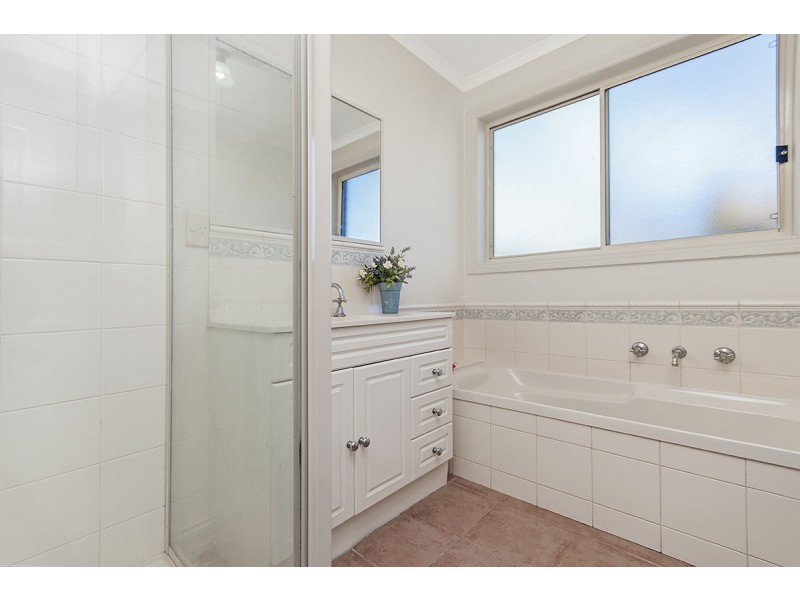 2 Neathfield Court, Warrnambool VIC 3280