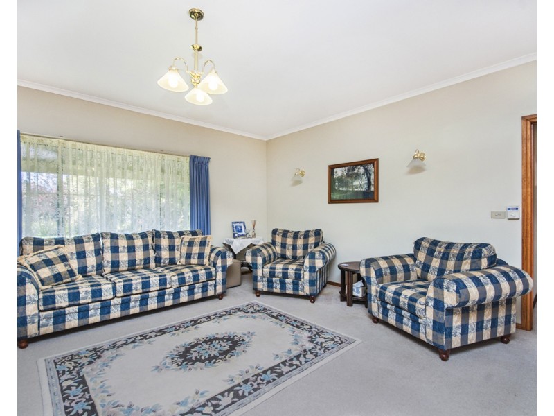 53 Barries Road, Bushfield VIC 3281