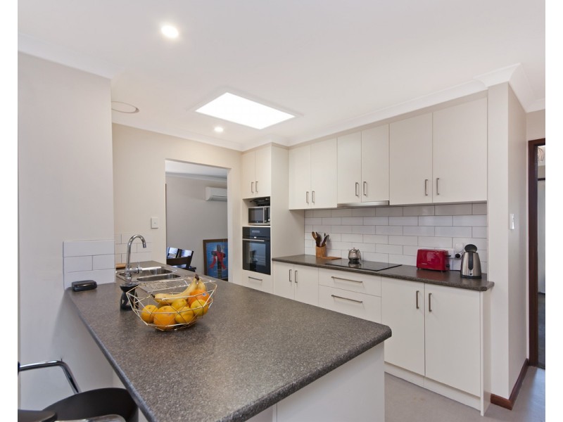 3 Laverock Grove, Warrnambool VIC 3280