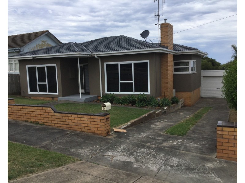 9  Emma Avenue, Warrnambool VIC 3280