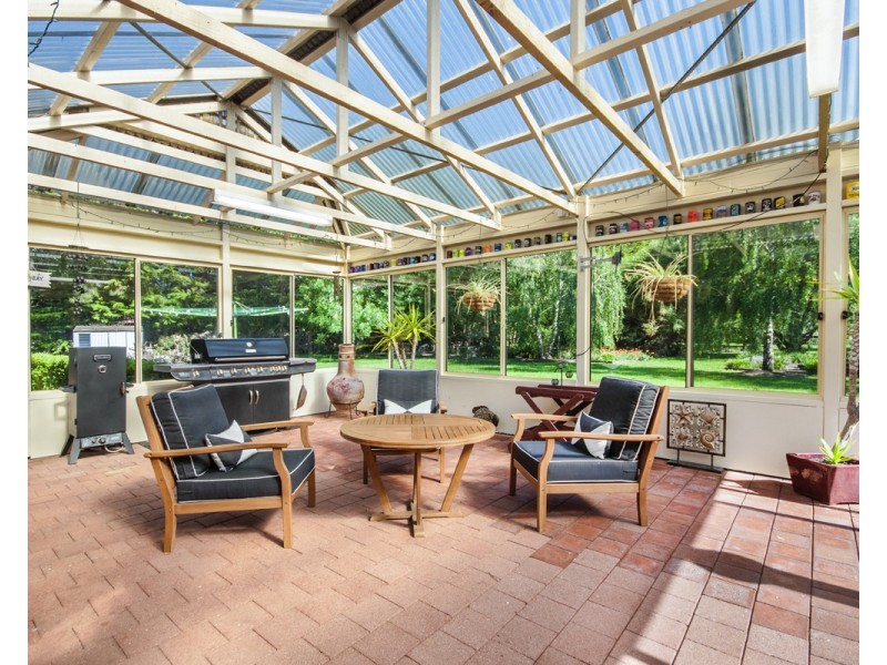 53 Barries Road, Bushfield VIC 3281