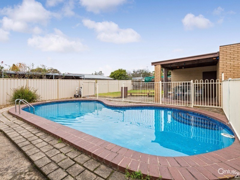 8 Minehan Court, Corio VIC 3214