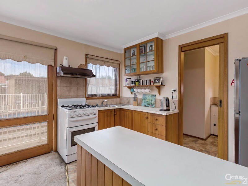 8 Minehan Court, Corio VIC 3214