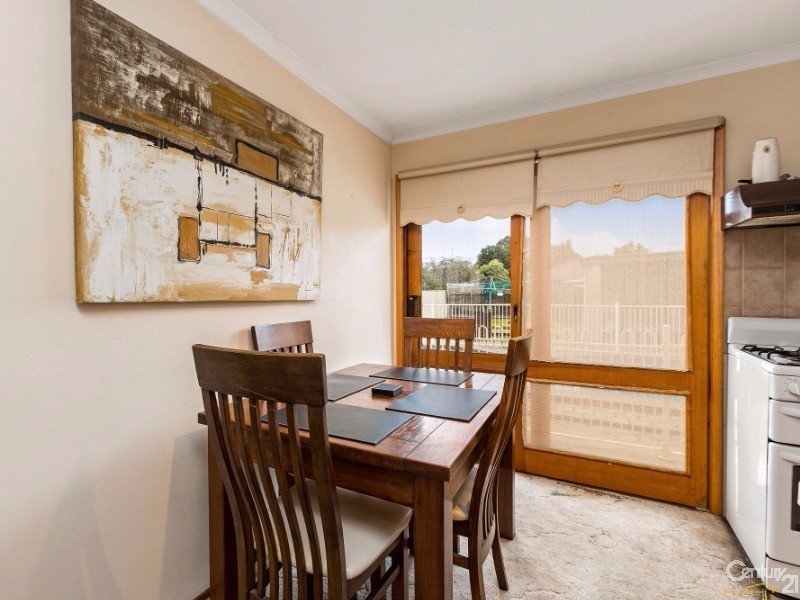 8 Minehan Court, Corio VIC 3214