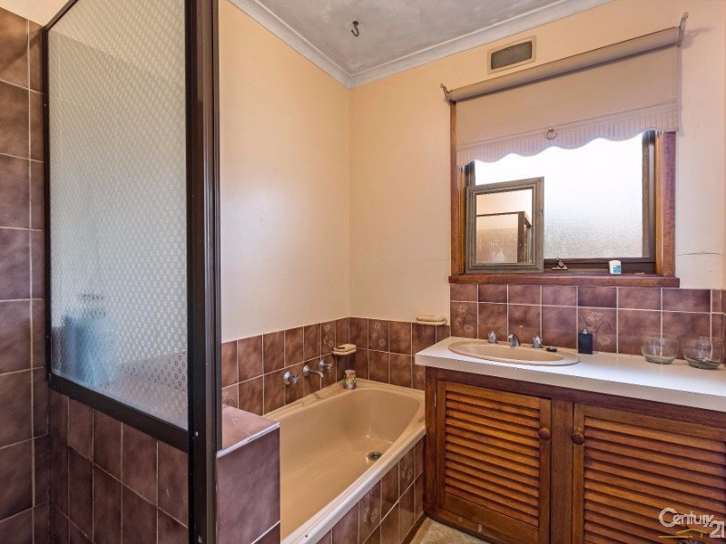 8 Minehan Court, Corio VIC 3214