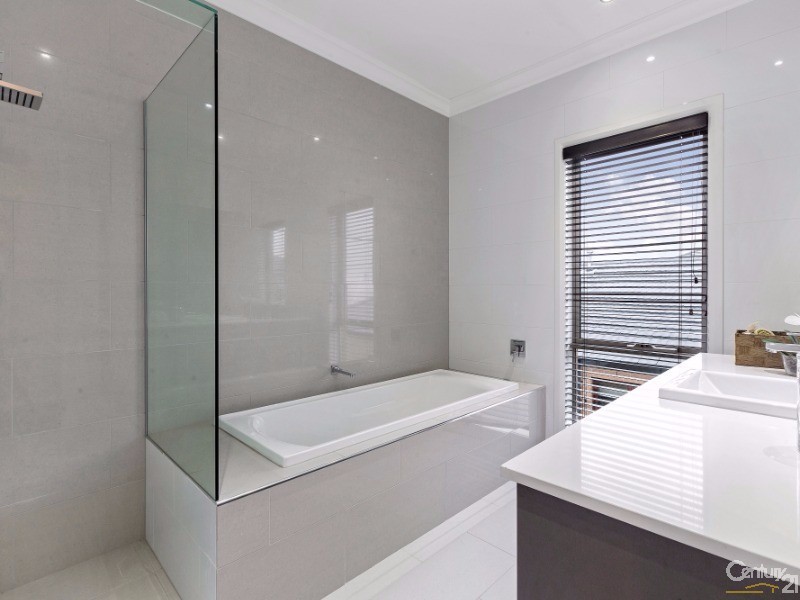 13 Harvey Street, Williams Landing VIC 3027