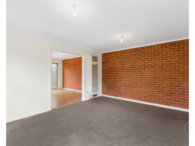 2/6 Catherine Road, Seabrook VIC 3028