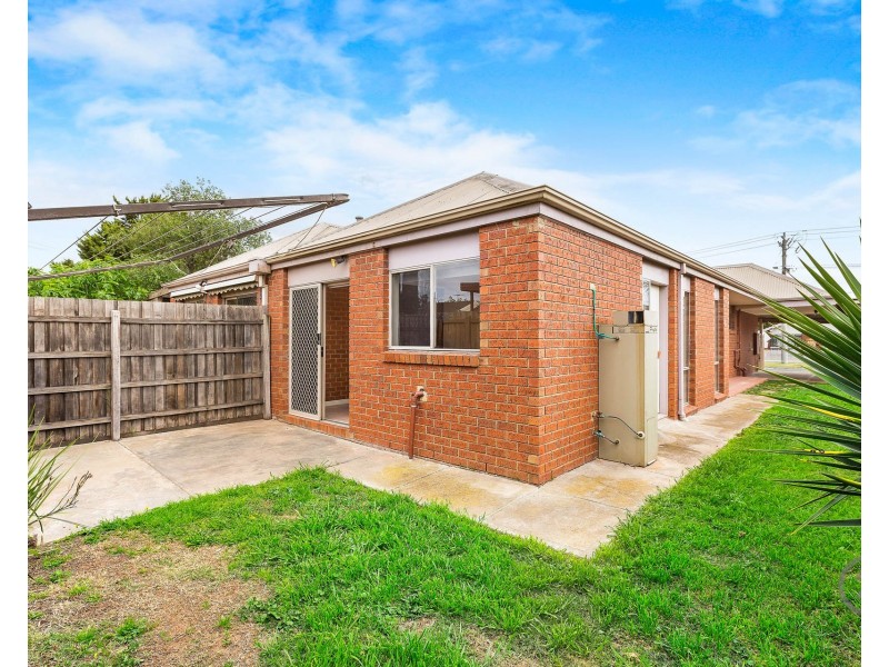 2/6 Catherine Road, Seabrook VIC 3028