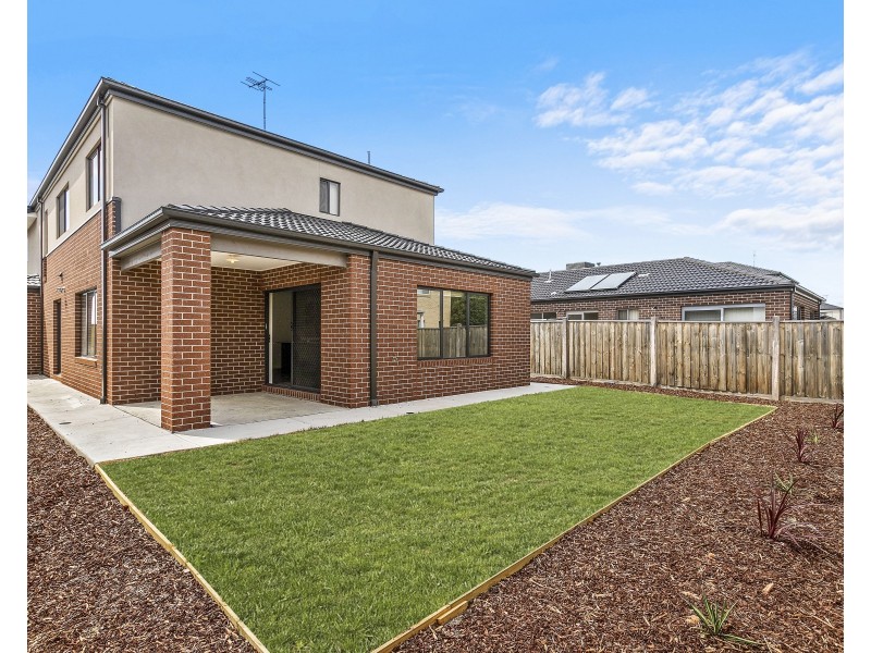 86 Bondi Parade, Point Cook VIC 3030