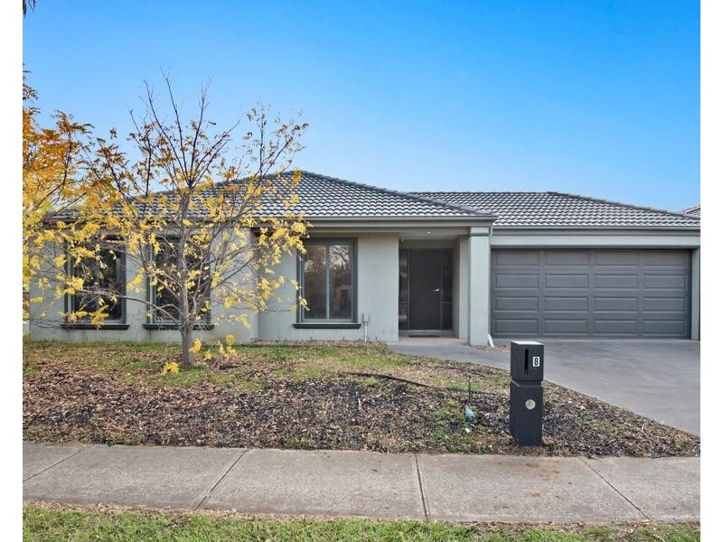 8 Juniper Avenue, Point Cook VIC 3030