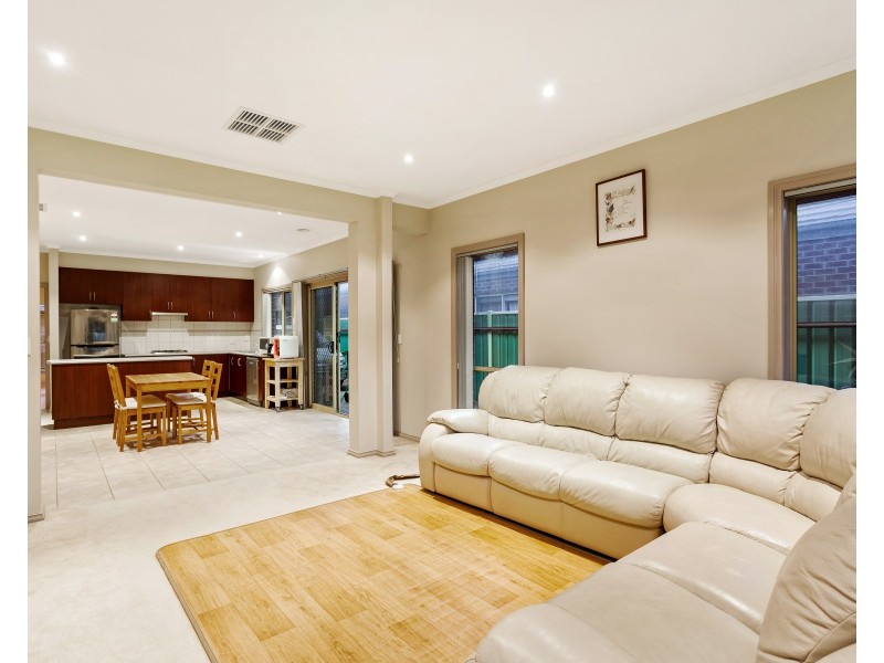 15 Lambeth Court, Point Cook VIC 3030