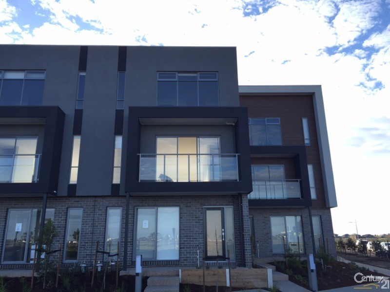 82 Ashcroft Avenue, Williams Landing VIC 3027