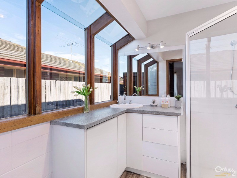 6 Cliveden Court, Seabrook VIC 3028