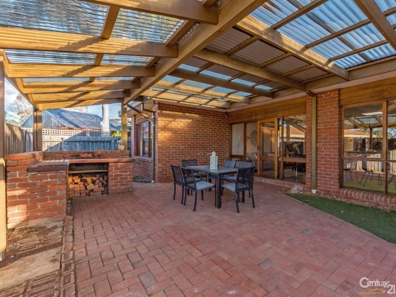6 Cliveden Court, Seabrook VIC 3028