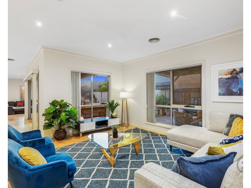 105 Hemsley Promenade, Point Cook VIC 3030