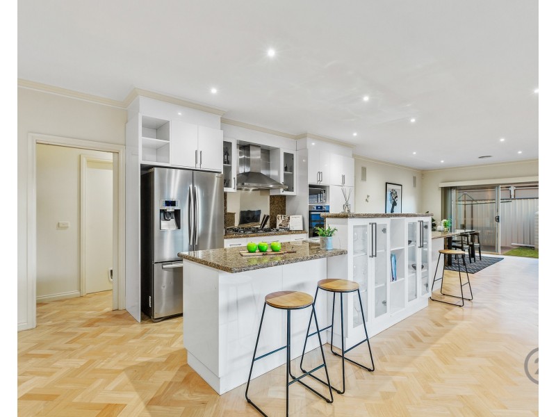 105 Hemsley Promenade, Point Cook VIC 3030