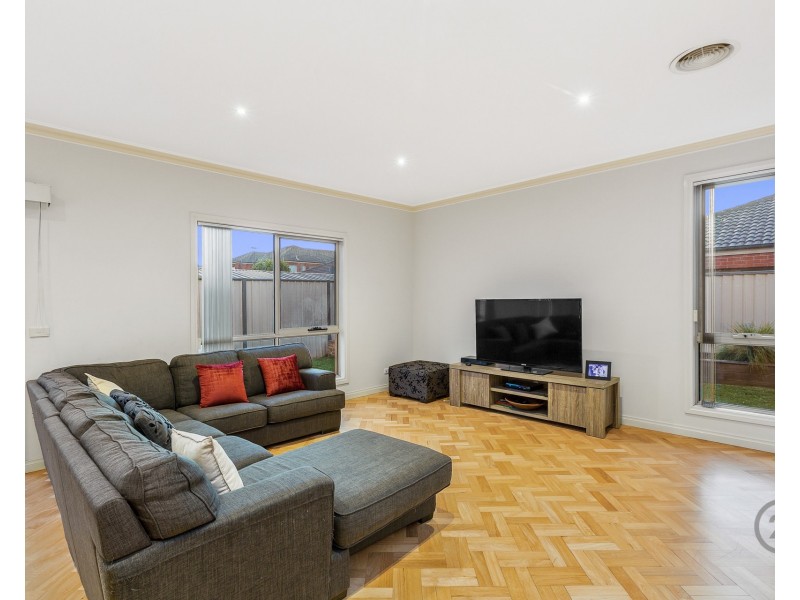 105 Hemsley Promenade, Point Cook VIC 3030