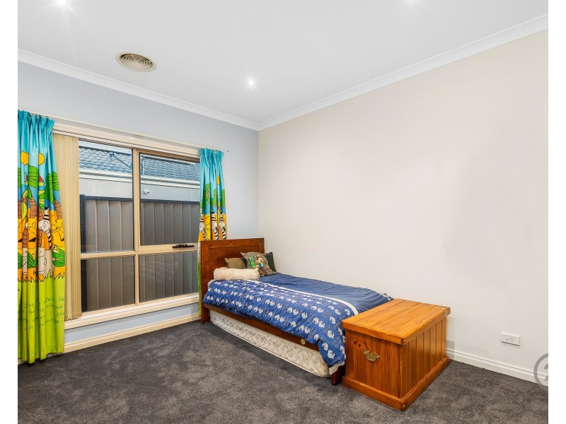 105 Hemsley Promenade, Point Cook VIC 3030