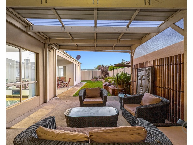 105 Hemsley Promenade, Point Cook VIC 3030