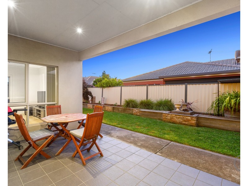 105 Hemsley Promenade, Point Cook VIC 3030