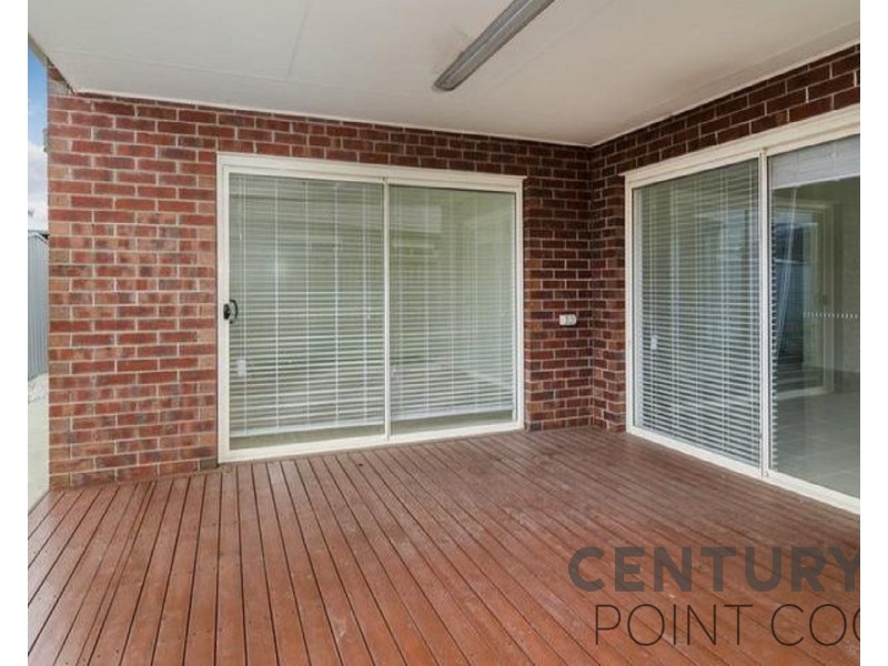 8 Tusmore Road, Point Cook VIC 3030