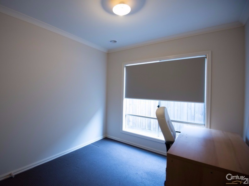 21 Biscay Street, Point Cook VIC 3030