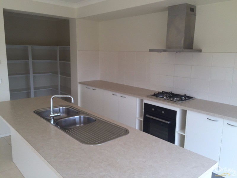 10 Misqa Avenue, Point Cook VIC 3030