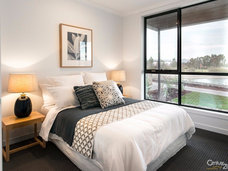 20 Middleton Drive, Point Cook VIC 3030