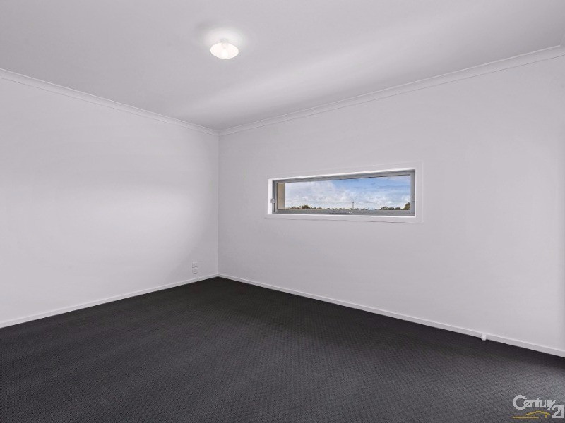 25 Saturn Drive, Truganina VIC 3029