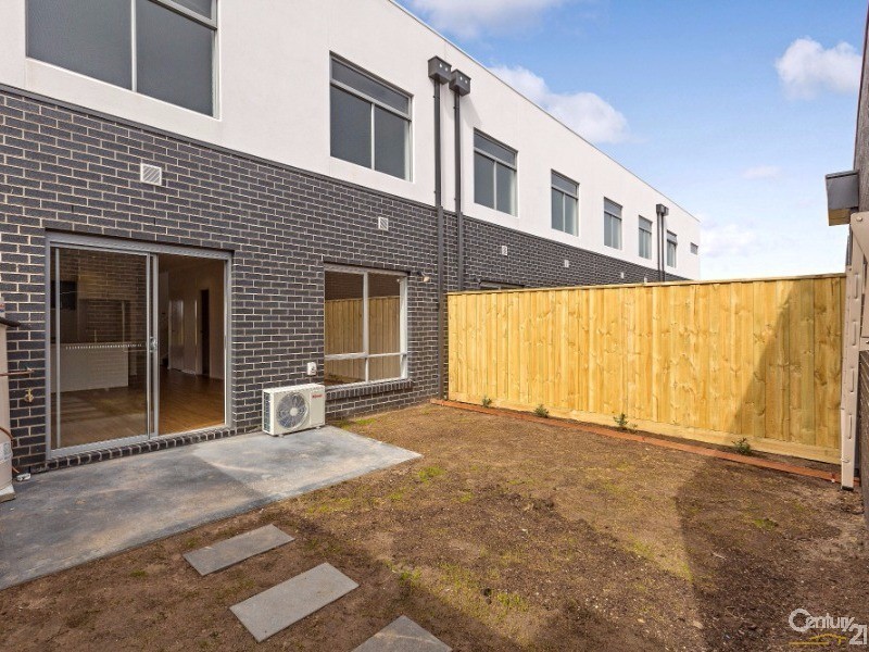 25 Saturn Drive, Truganina VIC 3029