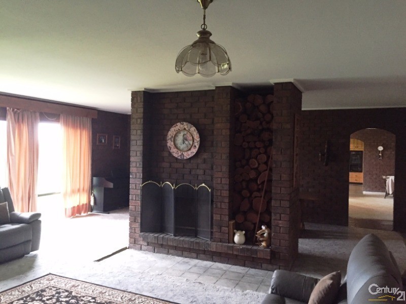 87 Schreenans Road, Bonshaw VIC 3352