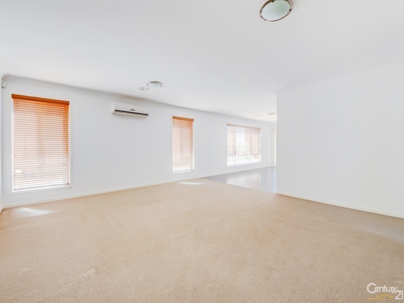 12 Palace Road, Point Cook VIC 3030