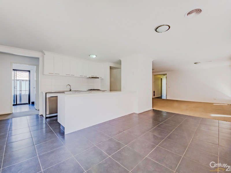 12 Palace Road, Point Cook VIC 3030