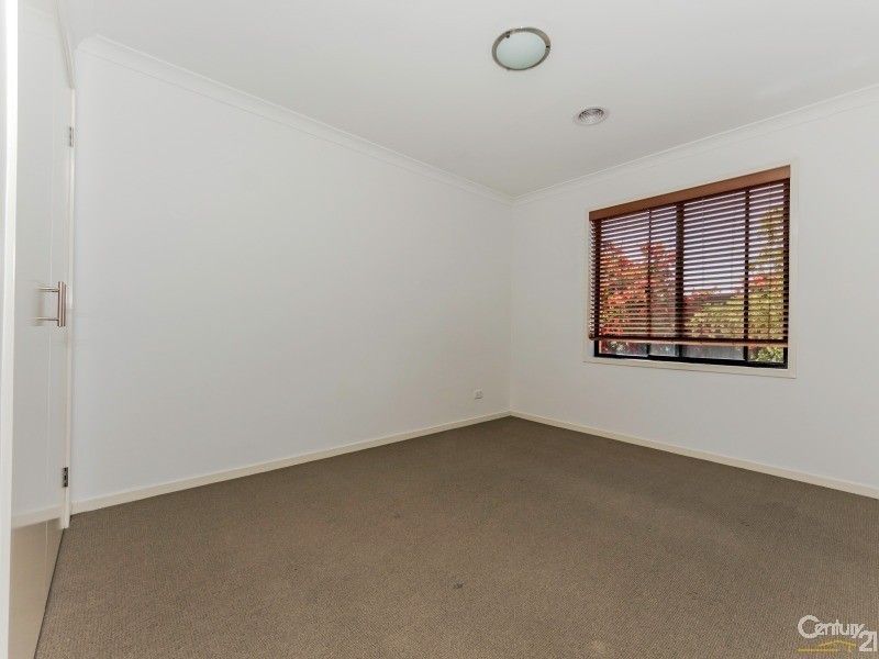12 Palace Road, Point Cook VIC 3030