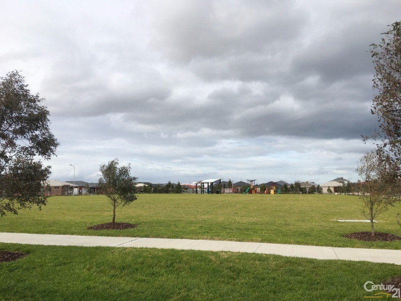 19 Jupiter Drive, Truganina VIC 3029