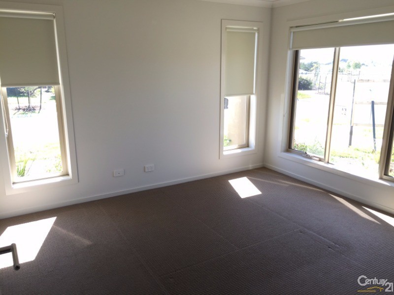 11 Capella Crescent, Williams Landing VIC 3027