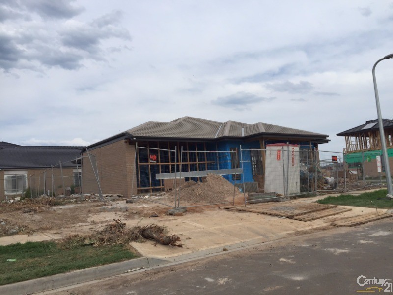 12 Yosemite Street, Point Cook VIC 3030