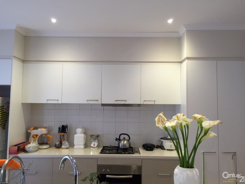 94 Duncombe Parkway, Deer Park VIC 3023