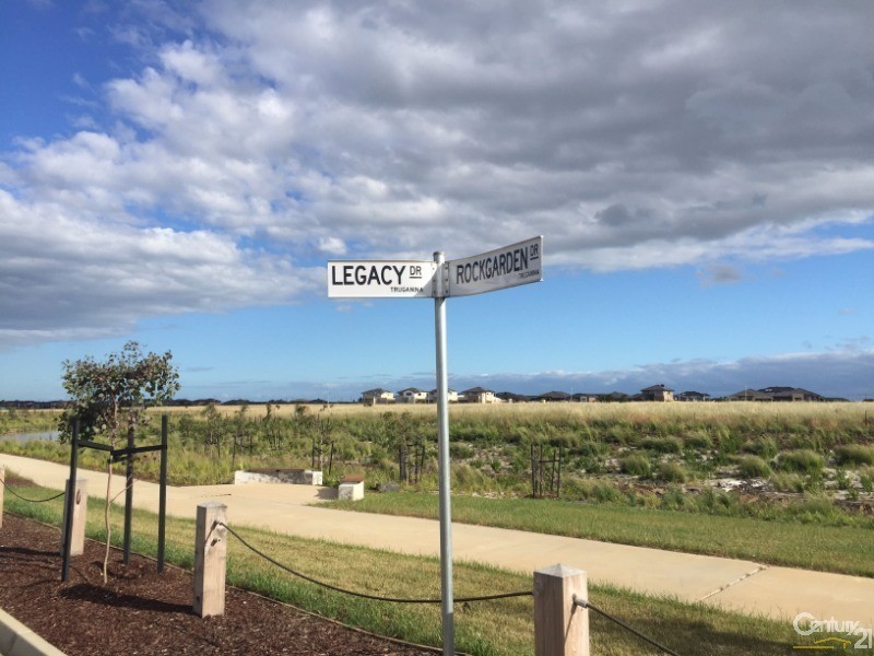 29 Rockgarden Drive, Truganina VIC 3029