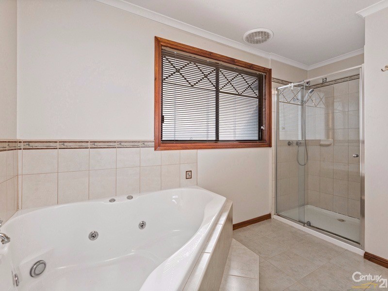 1/10 Windle Court, Truganina VIC 3029