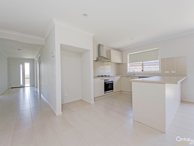 11 Capella Crescent, Williams Landing VIC 3027