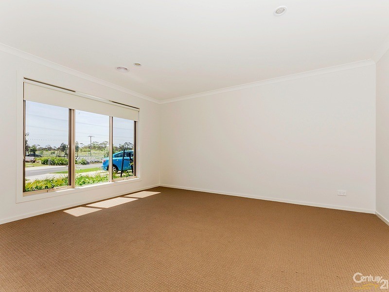 11 Capella Crescent, Williams Landing VIC 3027