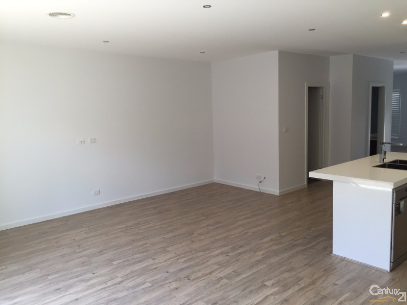 1/7 Lipari Place, Point Cook VIC 3030